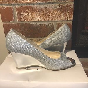 Simply Pelle Wedges Peep Toe Shoes Metallic Silver Bridal Wendie Bridesmaid